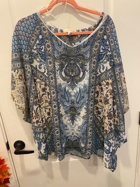 Women's Paisley Print Flutter Tunic Top in Blue & Cream